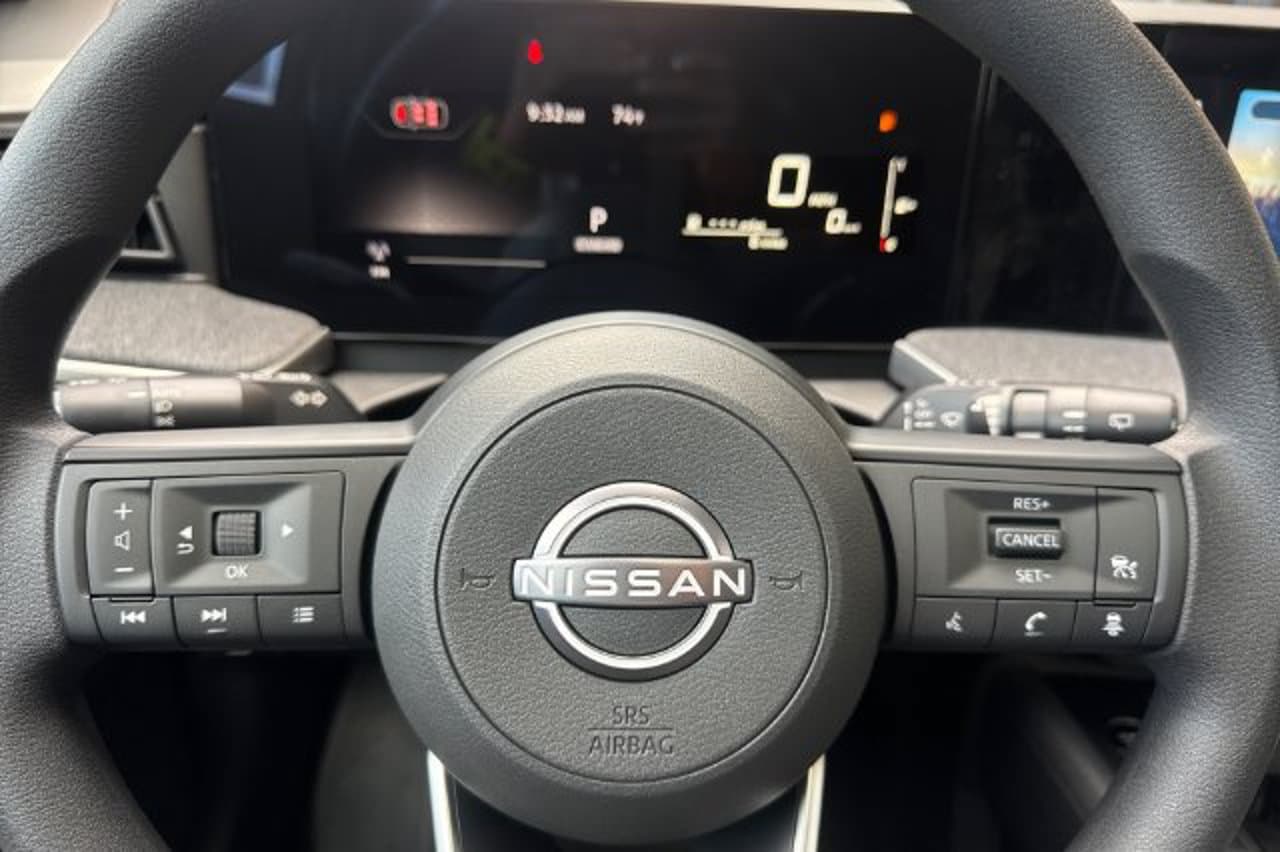 2027 Nissan Kicks SV 20