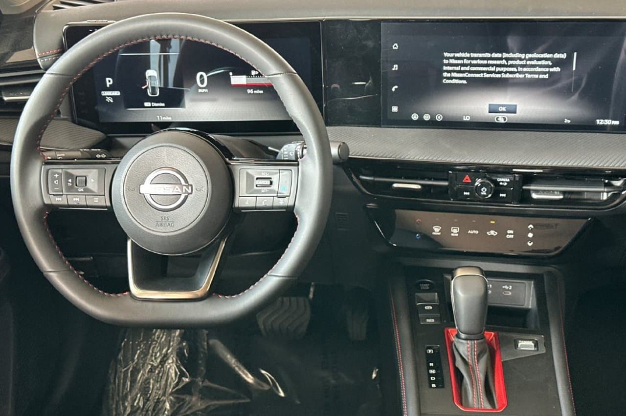 2026 Nissan Kicks SR 11