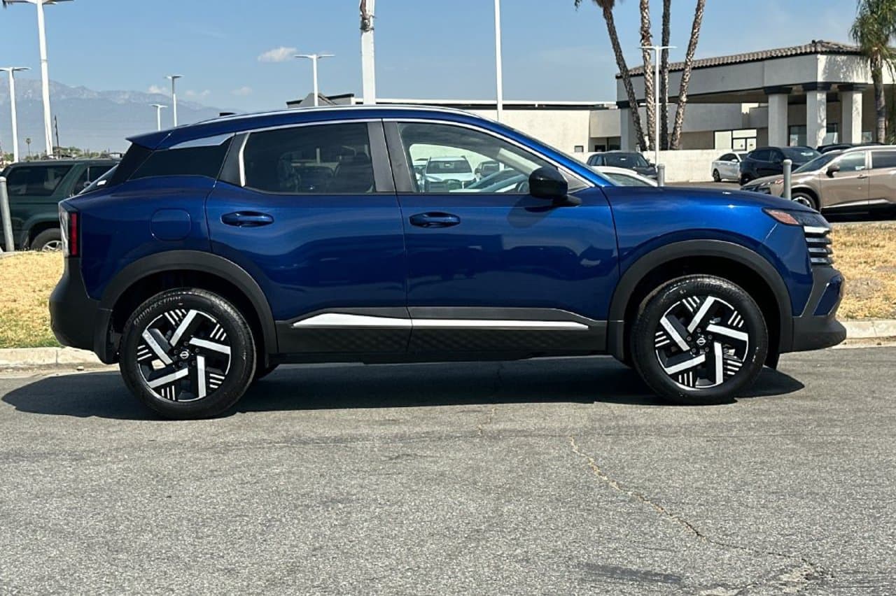 2026 Nissan Kicks SV 2