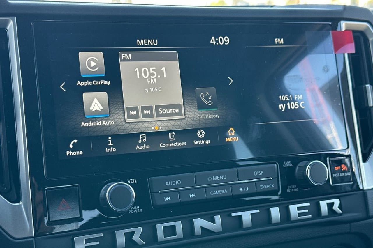 2027 Nissan Frontier SV 14