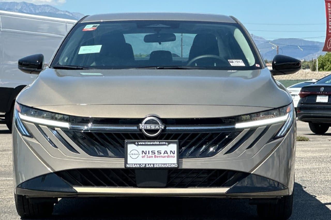 2027 Nissan Sentra SV 6