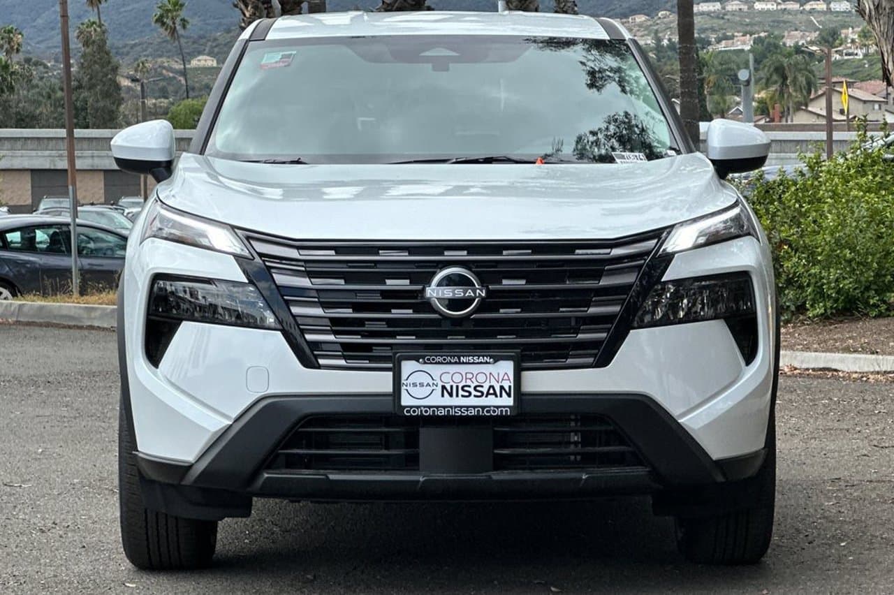 2026 Nissan Rogue SV 7