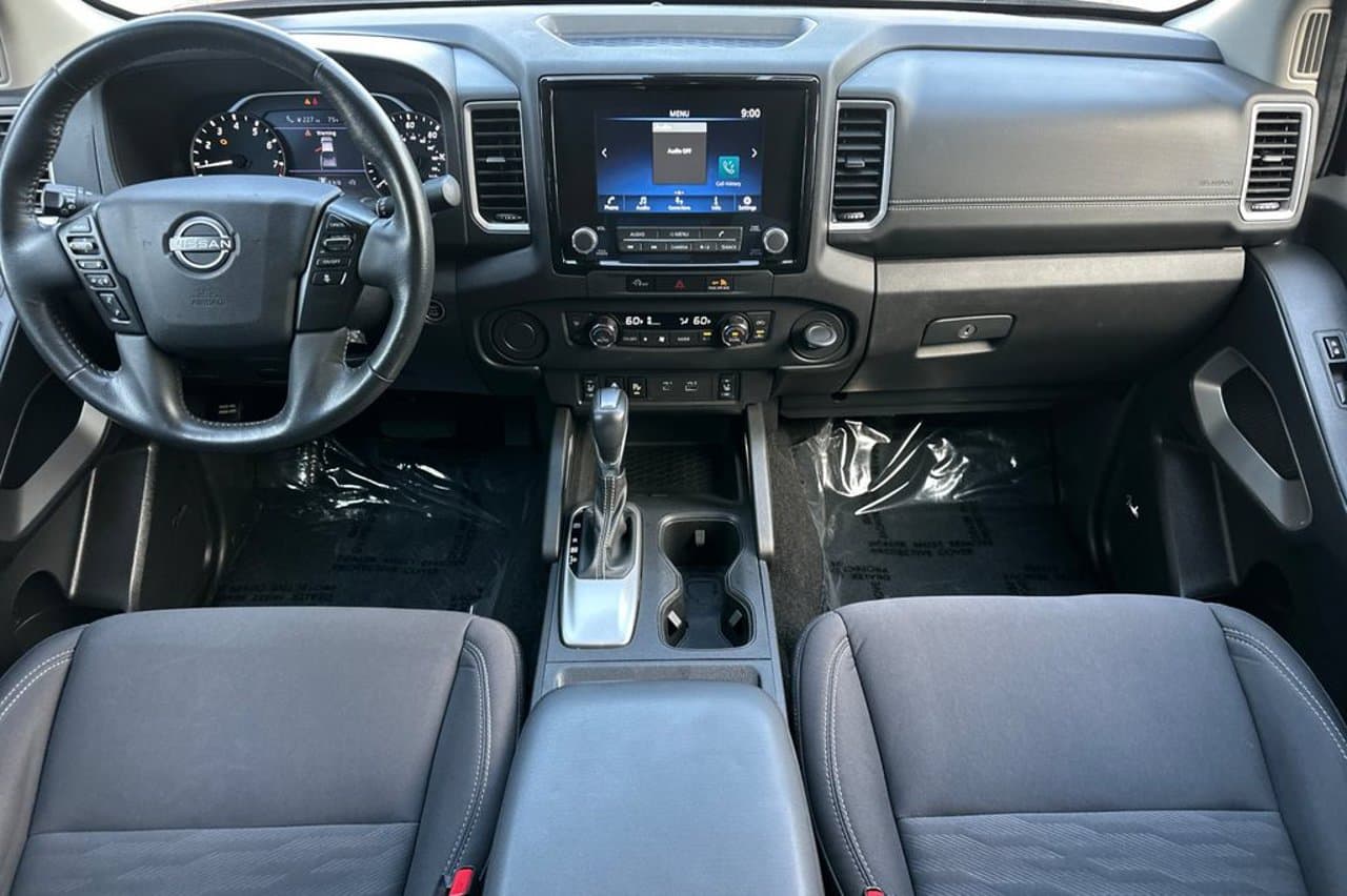2024 Nissan Frontier SV 11