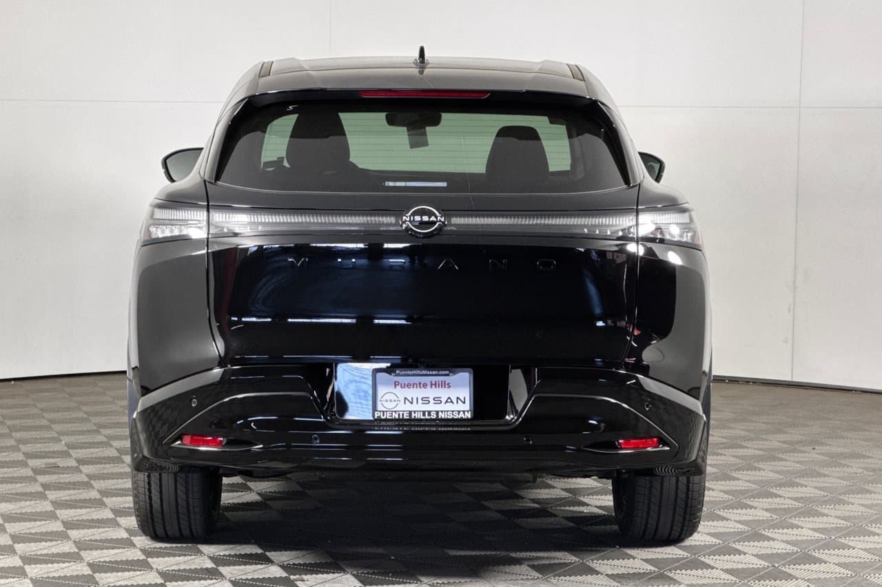 2027 Nissan Murano Dark Armor 4