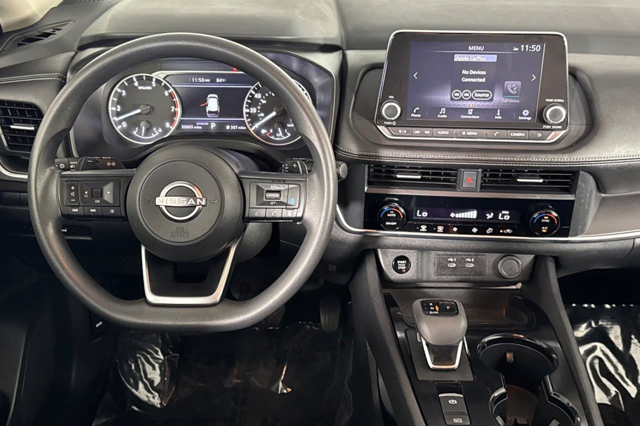 2024 Nissan Rogue SV 11