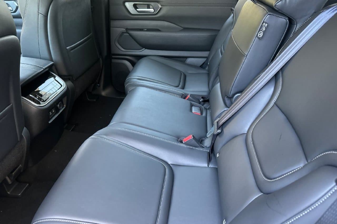 2026 Nissan Armada SV 10