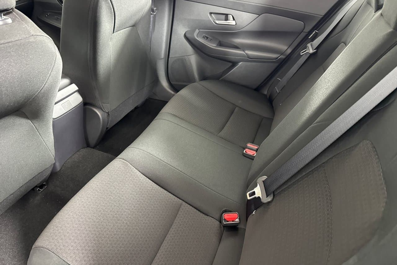 2027 Nissan Sentra S 9