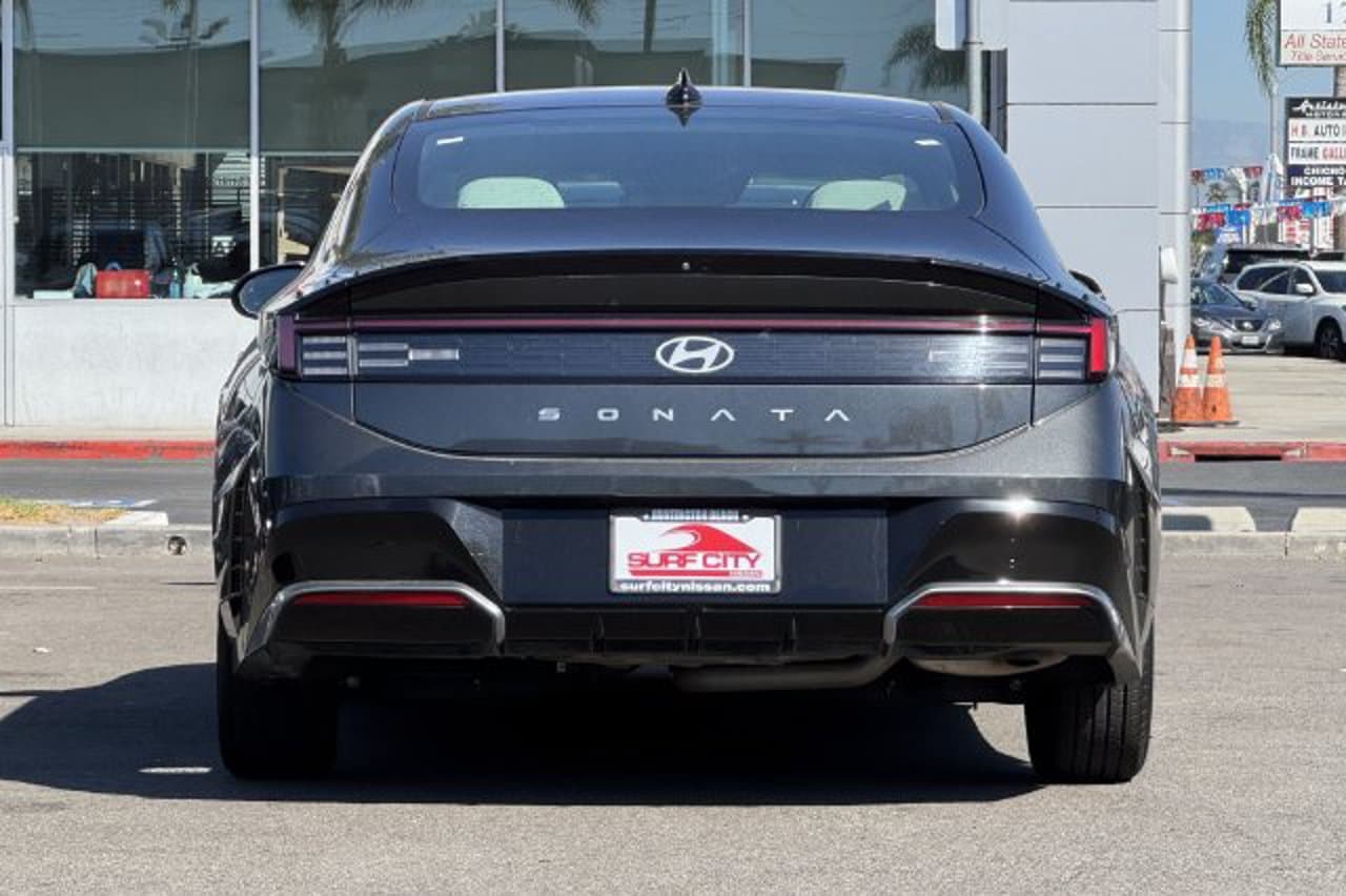 2025 Hyundai Sonata SEL 5
