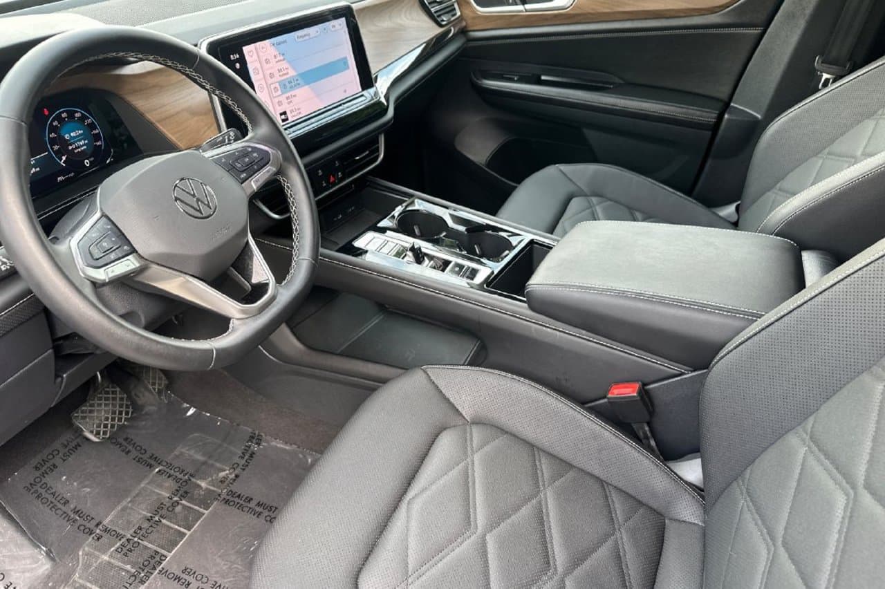 2026 Volkswagen Atlas 2.0T SE w/Technology 8