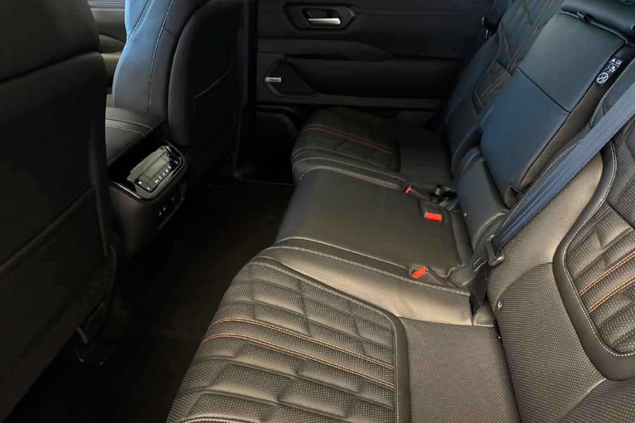 2026 Nissan Armada PRO-4X 9