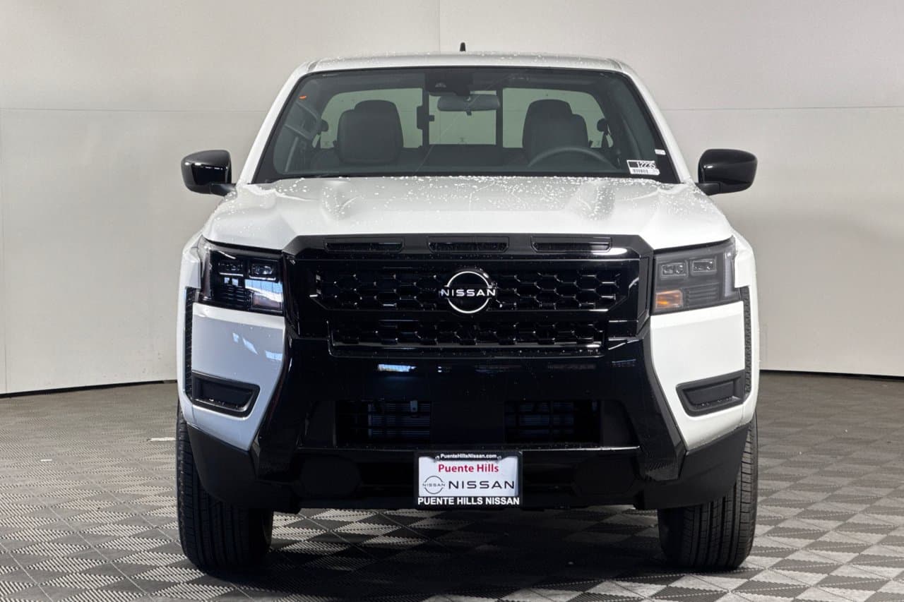 2027 Nissan Frontier SV 6