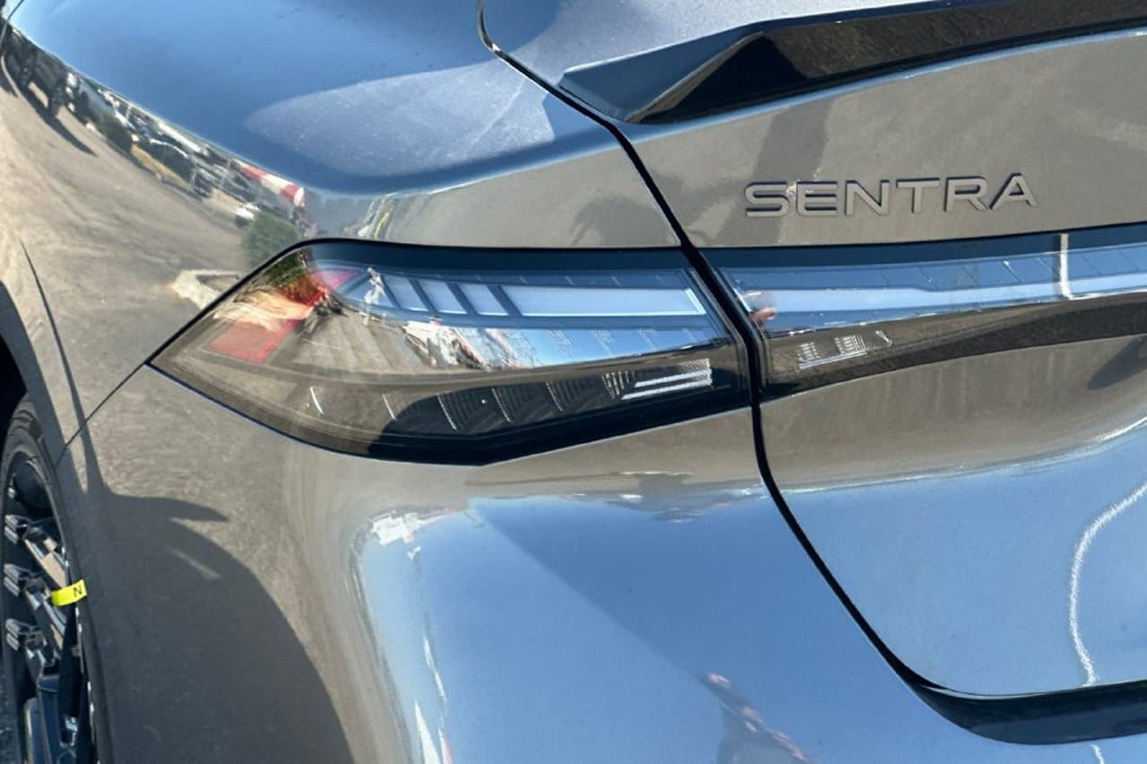 2027 Nissan Sentra SR 20
