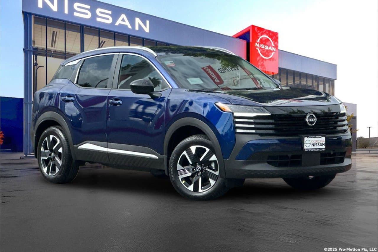 2027 Nissan Kicks SV 2