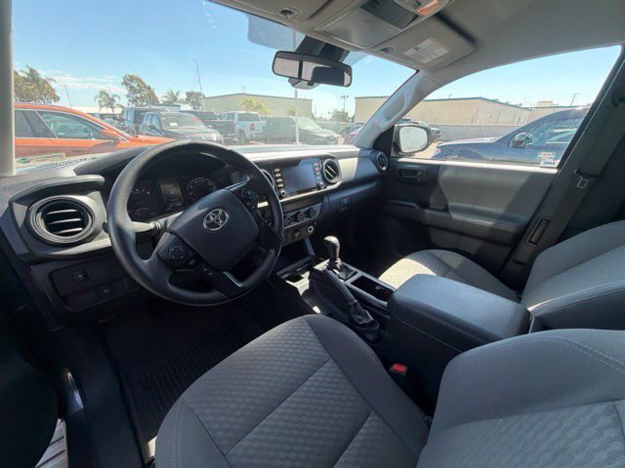 2022 Toyota Tacoma 4WD SR 5