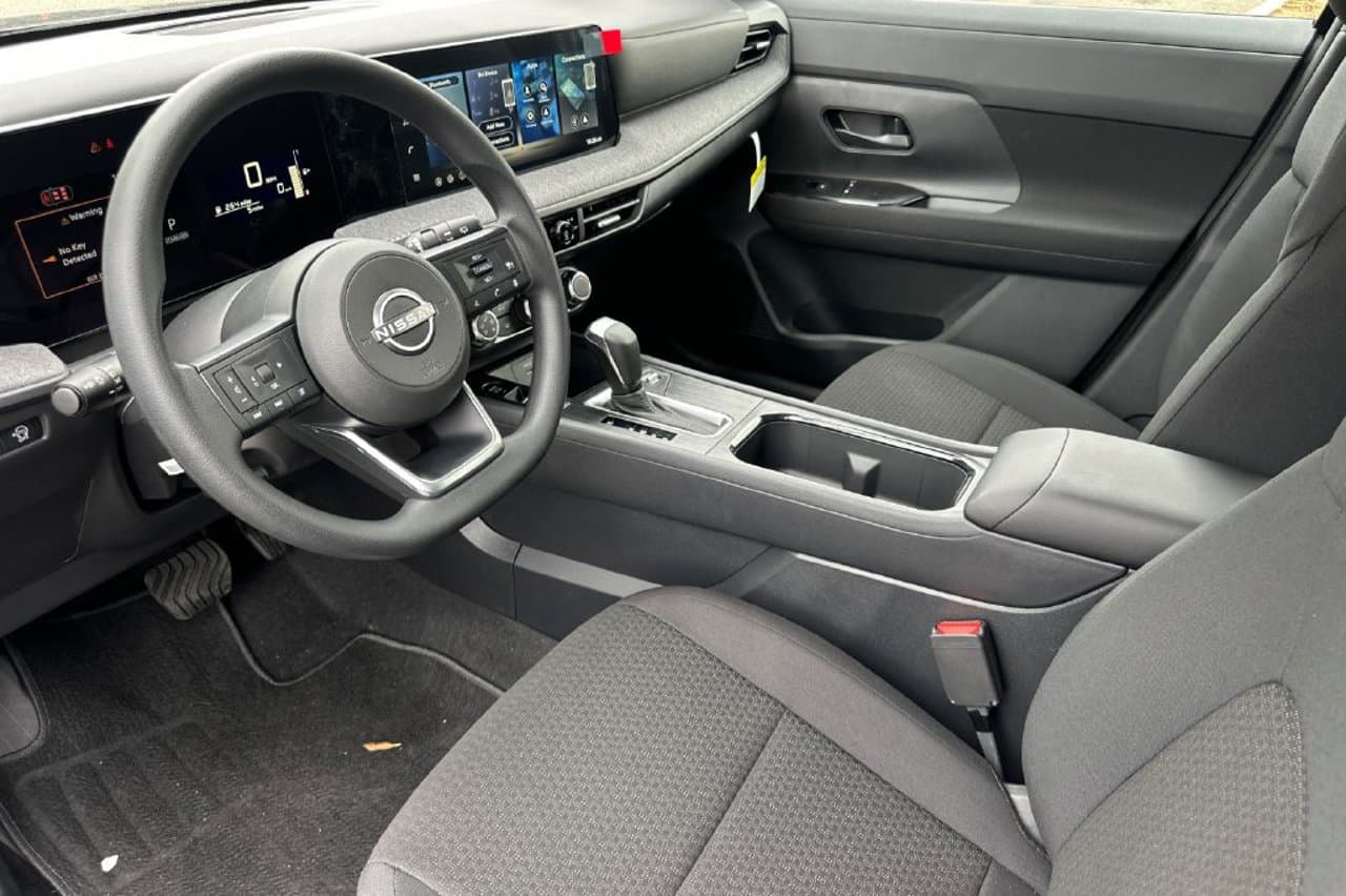 2027 Nissan Kicks S 8