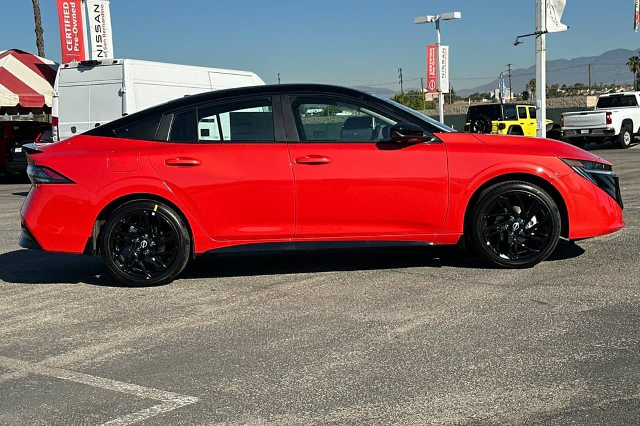 2027 Nissan Sentra SR 2