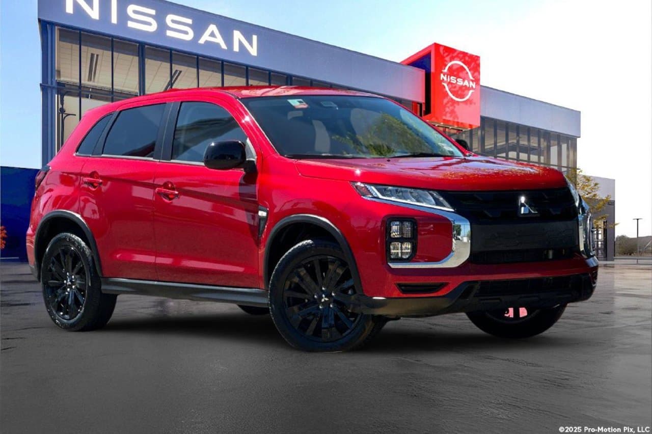 2025 Mitsubishi Outlander Sport 1