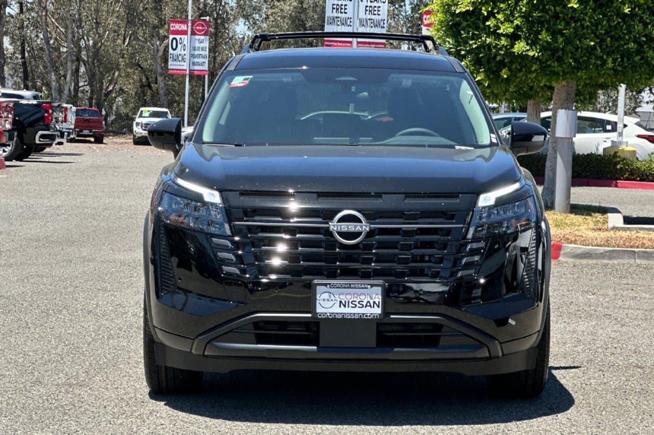 2026 Nissan Pathfinder SV 7