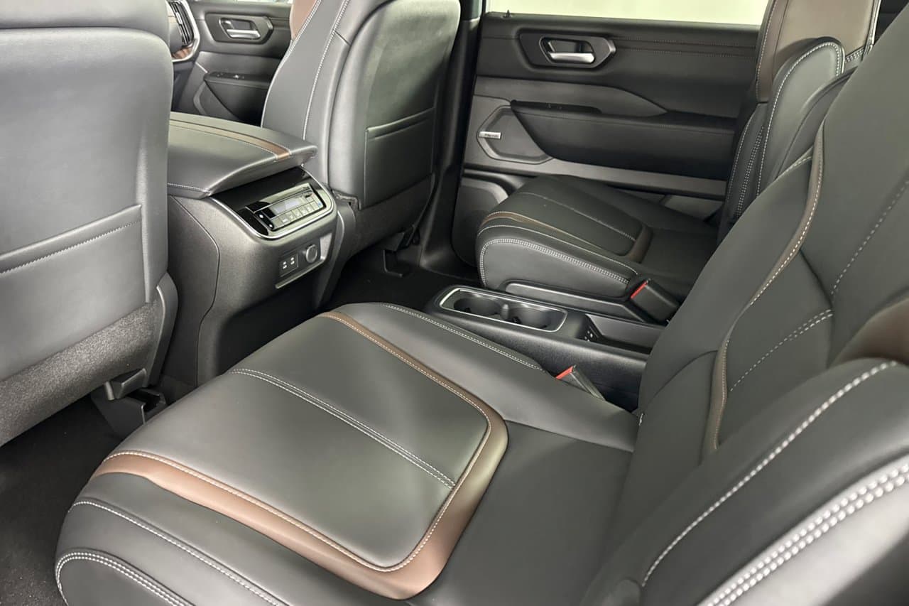 2026 Nissan Armada SL 9