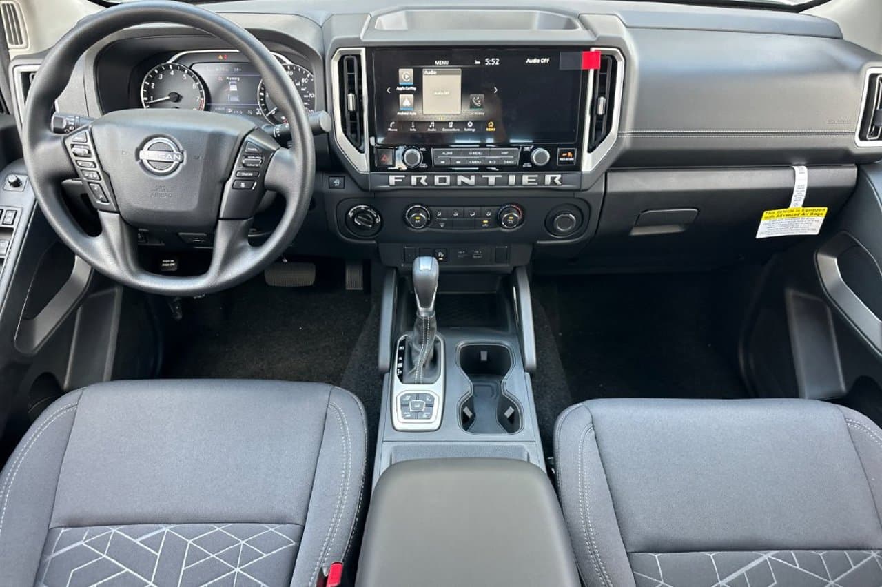 2026 Nissan Frontier SV 10