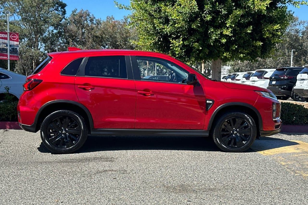 2025 Mitsubishi Outlander Sport 3
