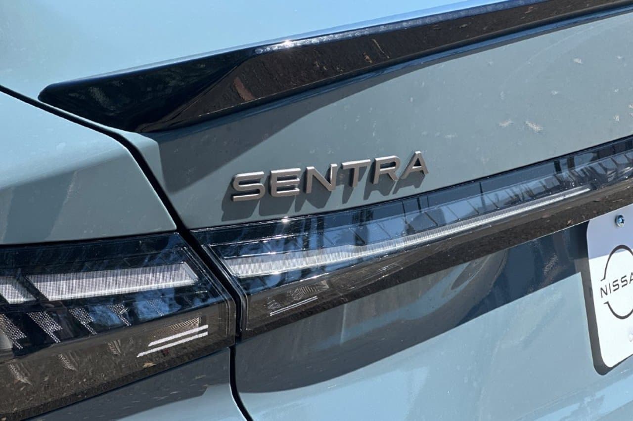 2027 Nissan Sentra SR 22