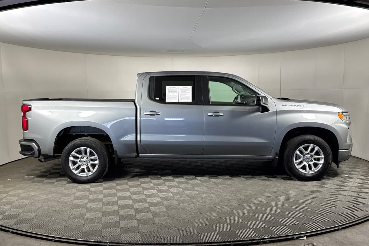 2026 Chevrolet Silverado 1500 RST 2