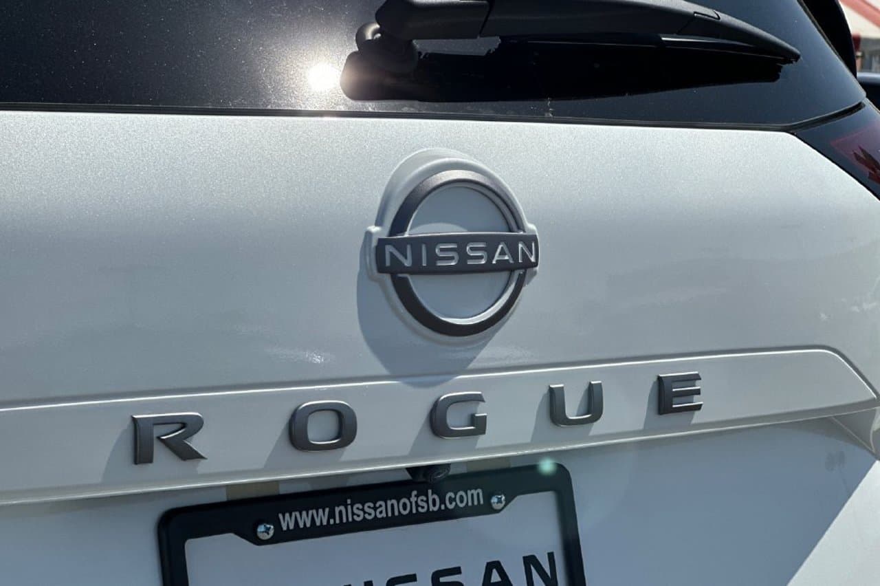 2026 Nissan Rogue SV 27