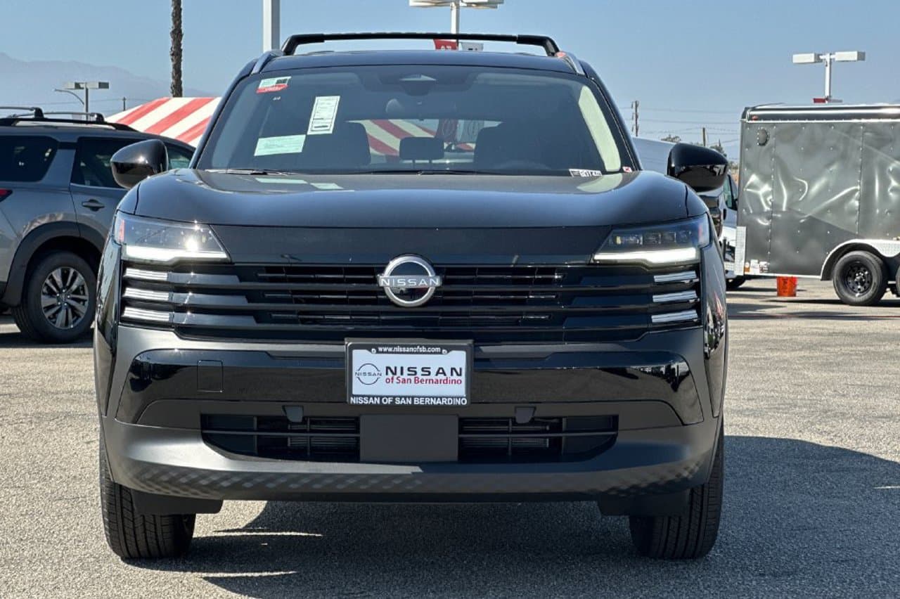 2027 Nissan Kicks SV 6