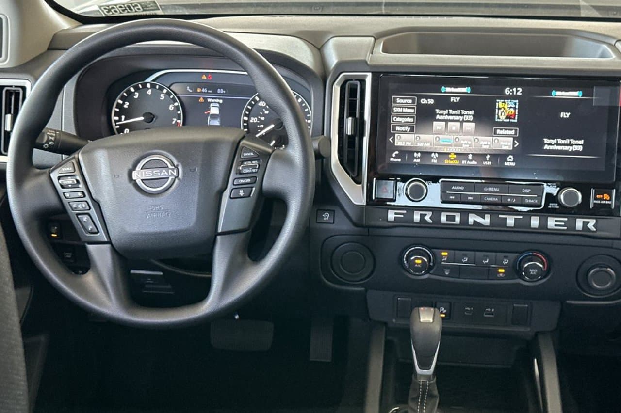 2026 Nissan Frontier SV 11