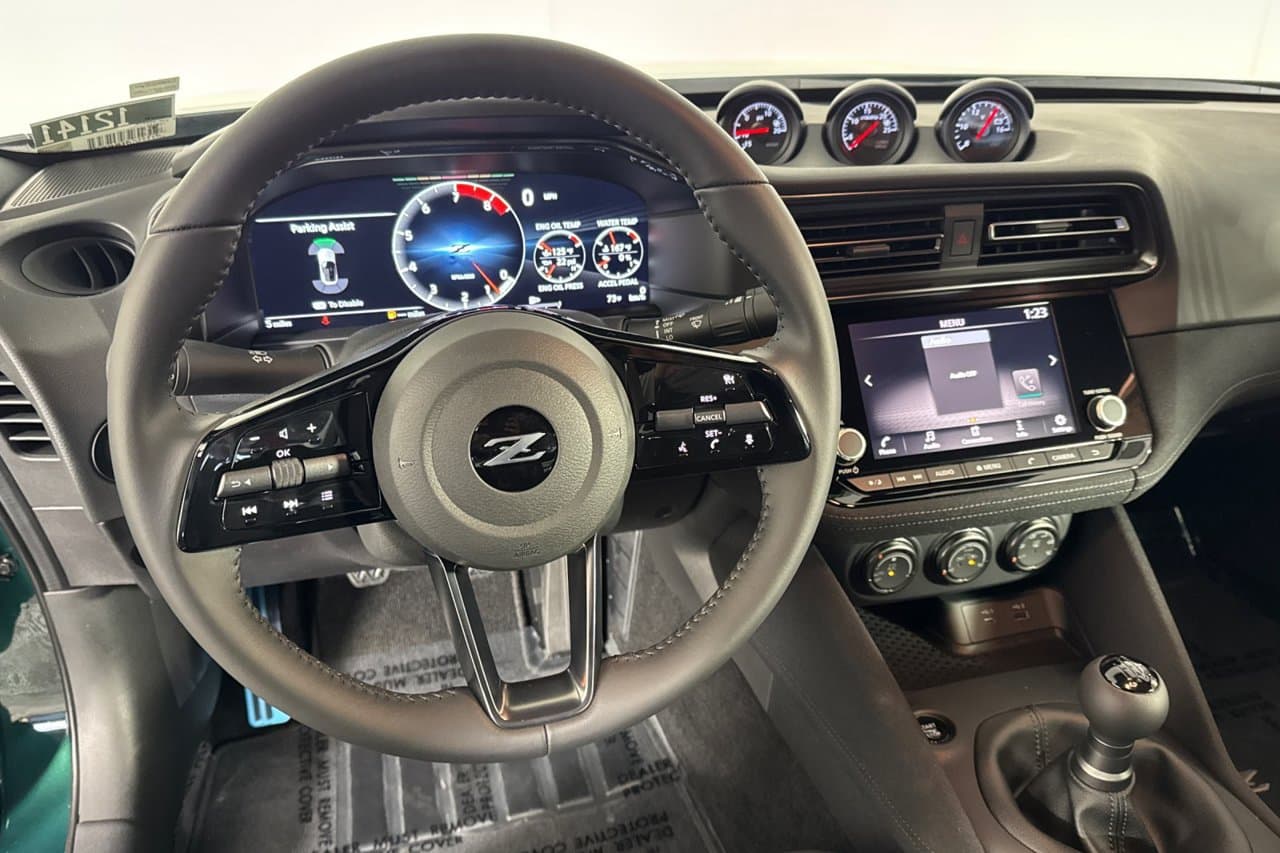 2027 Nissan Z Sport 10