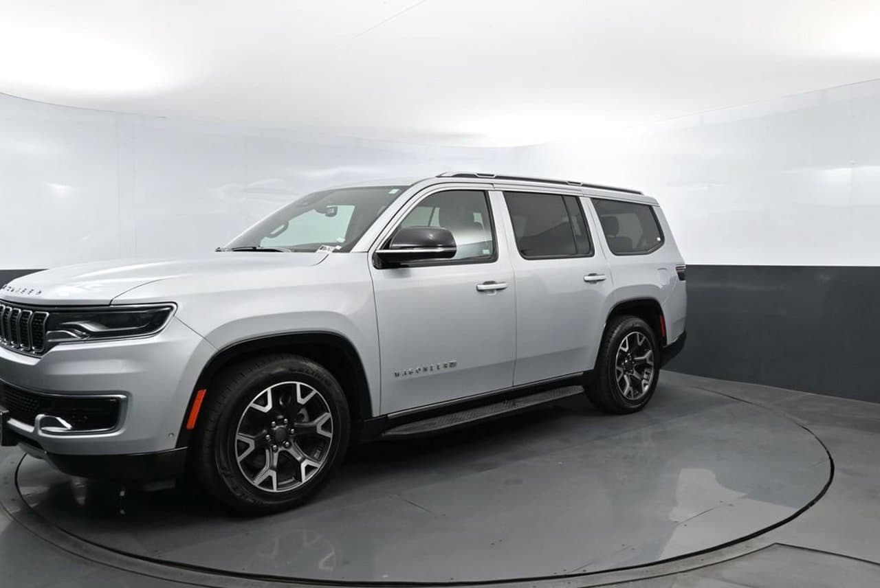 2024 Jeep Wagoneer Series III 1