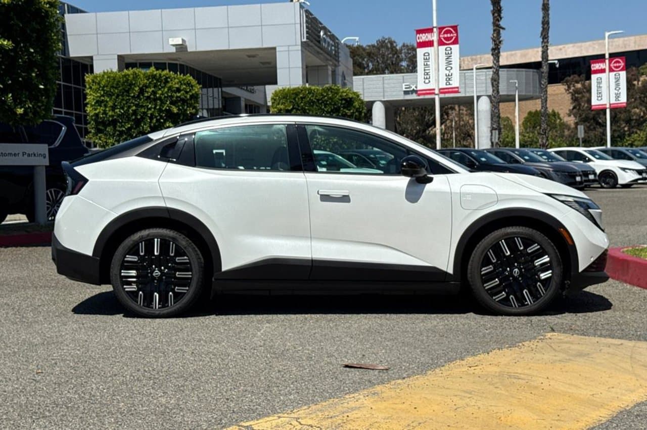 2026 Nissan LEAF PLATINUM+ 3