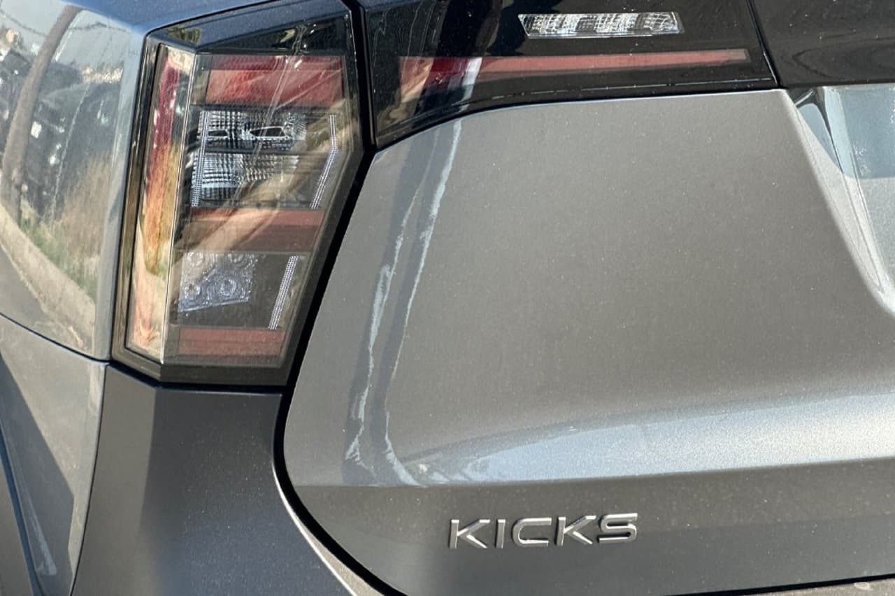 2026 Nissan Kicks SV 20