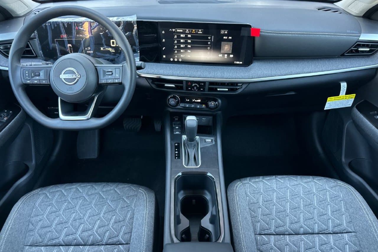 2027 Nissan Kicks SV 10