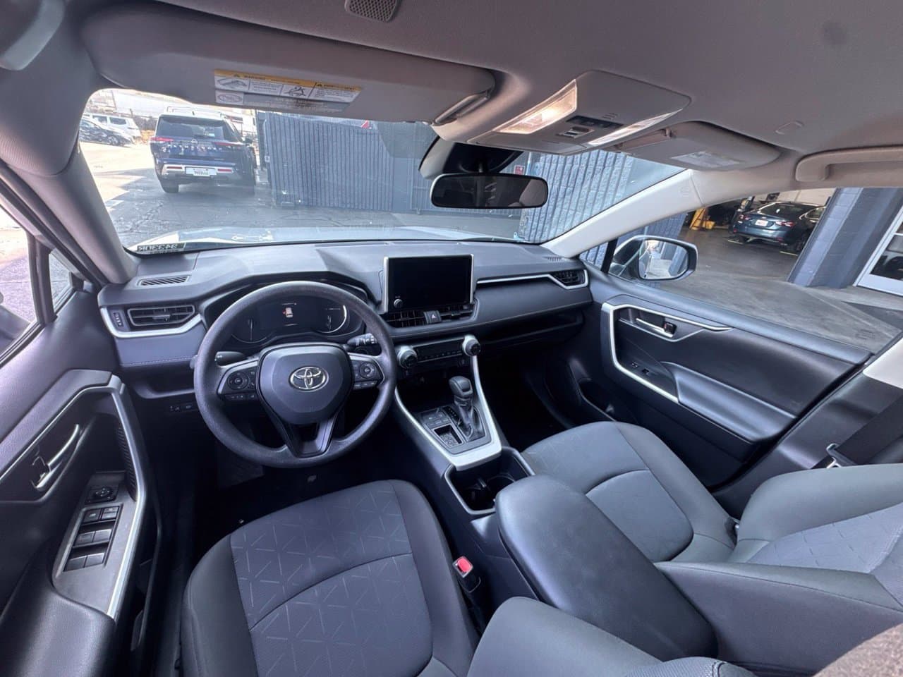 2025 Toyota RAV4 XLE 4