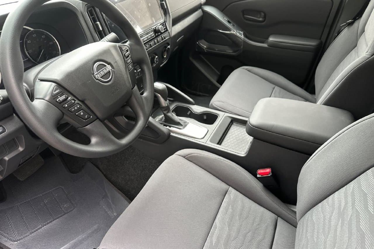 2026 Nissan Frontier S 8