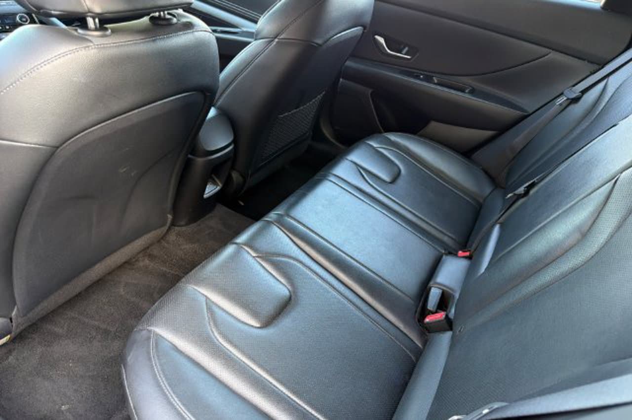 2024 Hyundai Elantra Limited 10