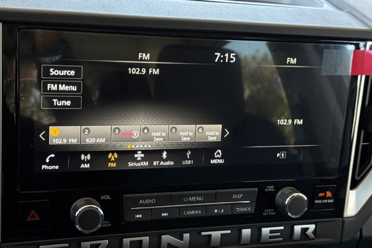 2027 Nissan Frontier SV 14