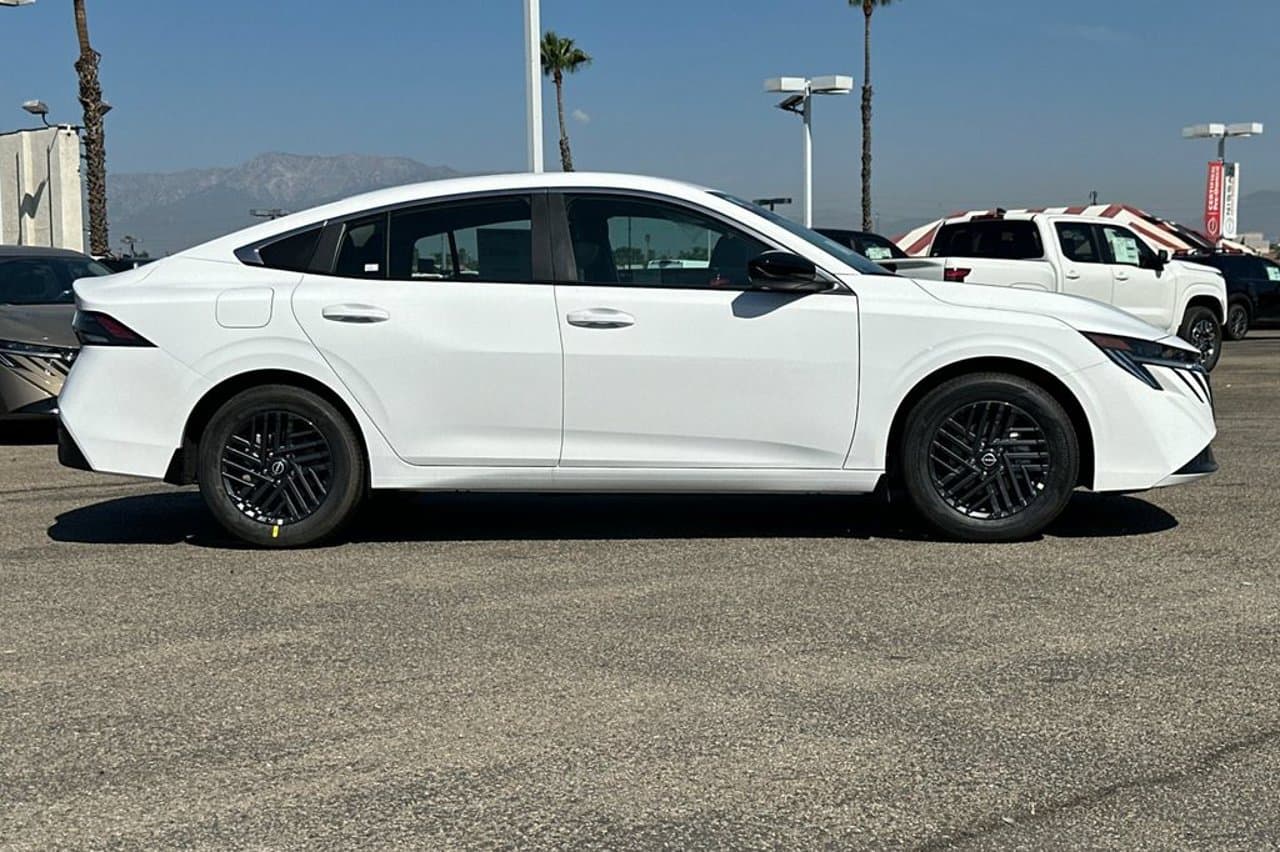 2027 Nissan Sentra SV 2