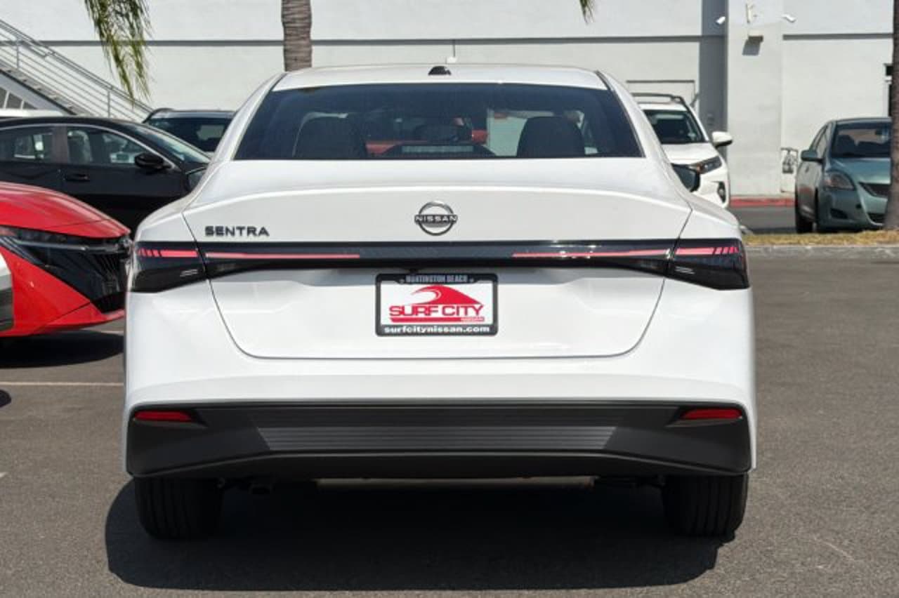 2027 Nissan Sentra SV 4