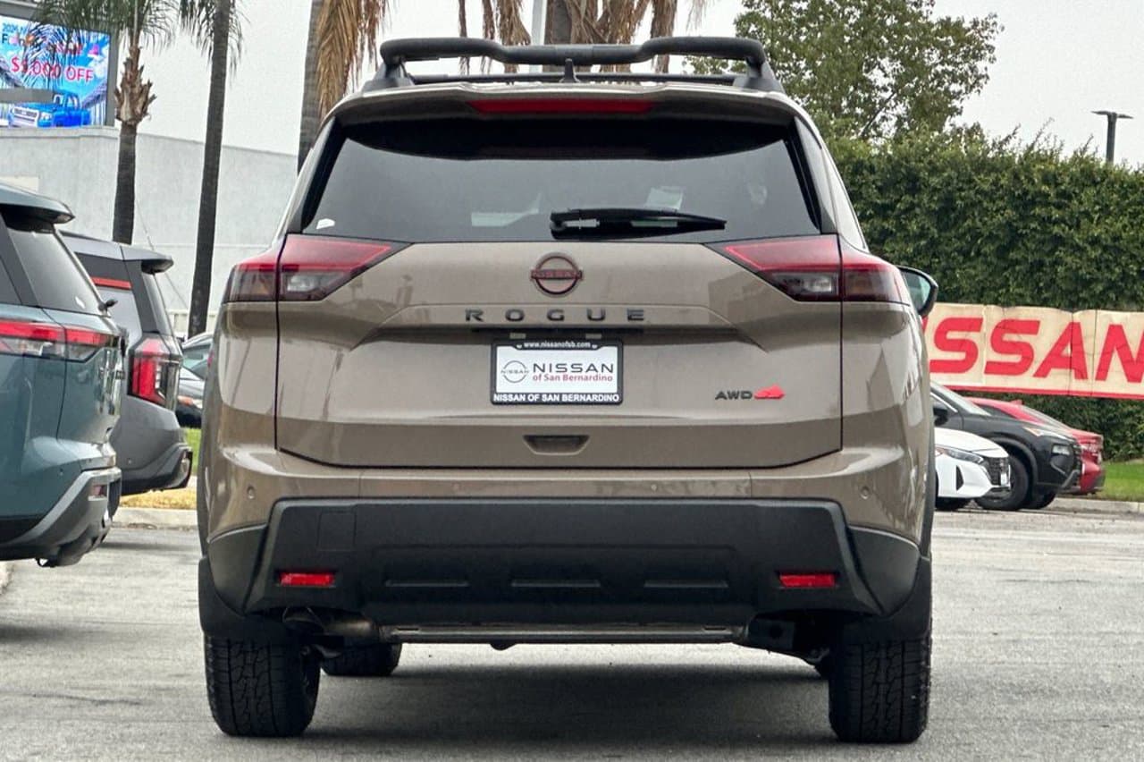 2026 Nissan Rogue Rock Creek 4