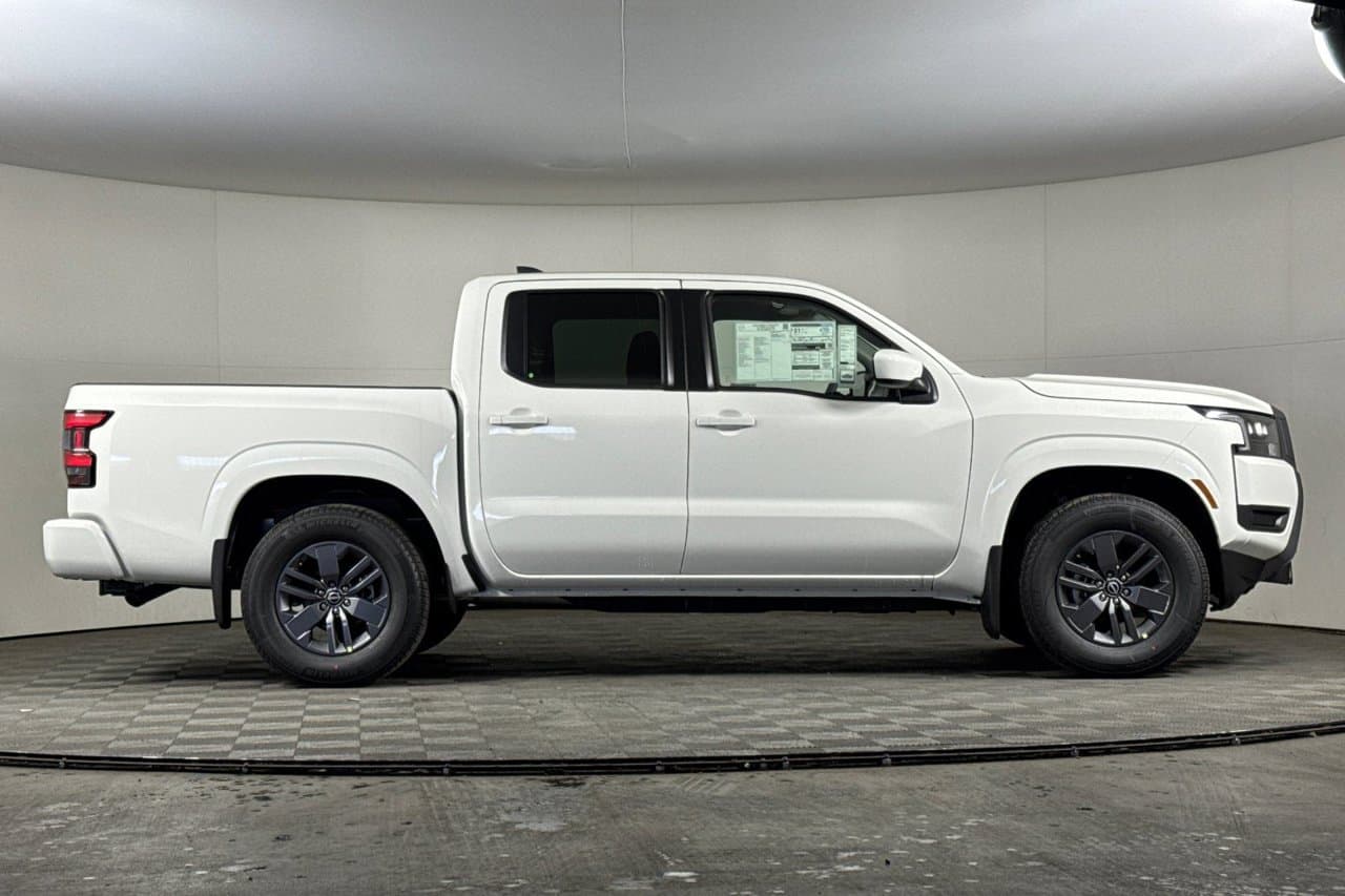 2026 Nissan Frontier SV 2