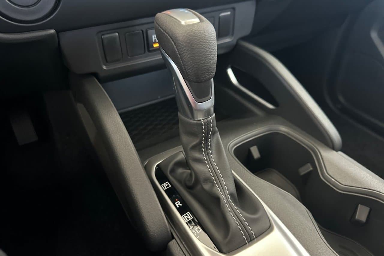 2026 Nissan Frontier SV 17