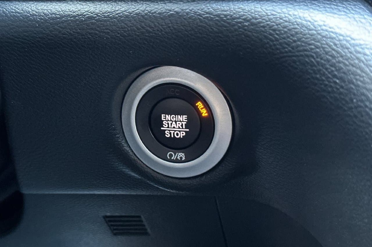 2025 Chrysler Pacifica Select 20