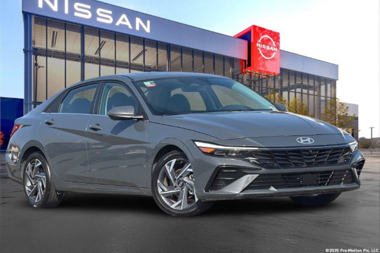 2024 Hyundai Elantra Limited 2