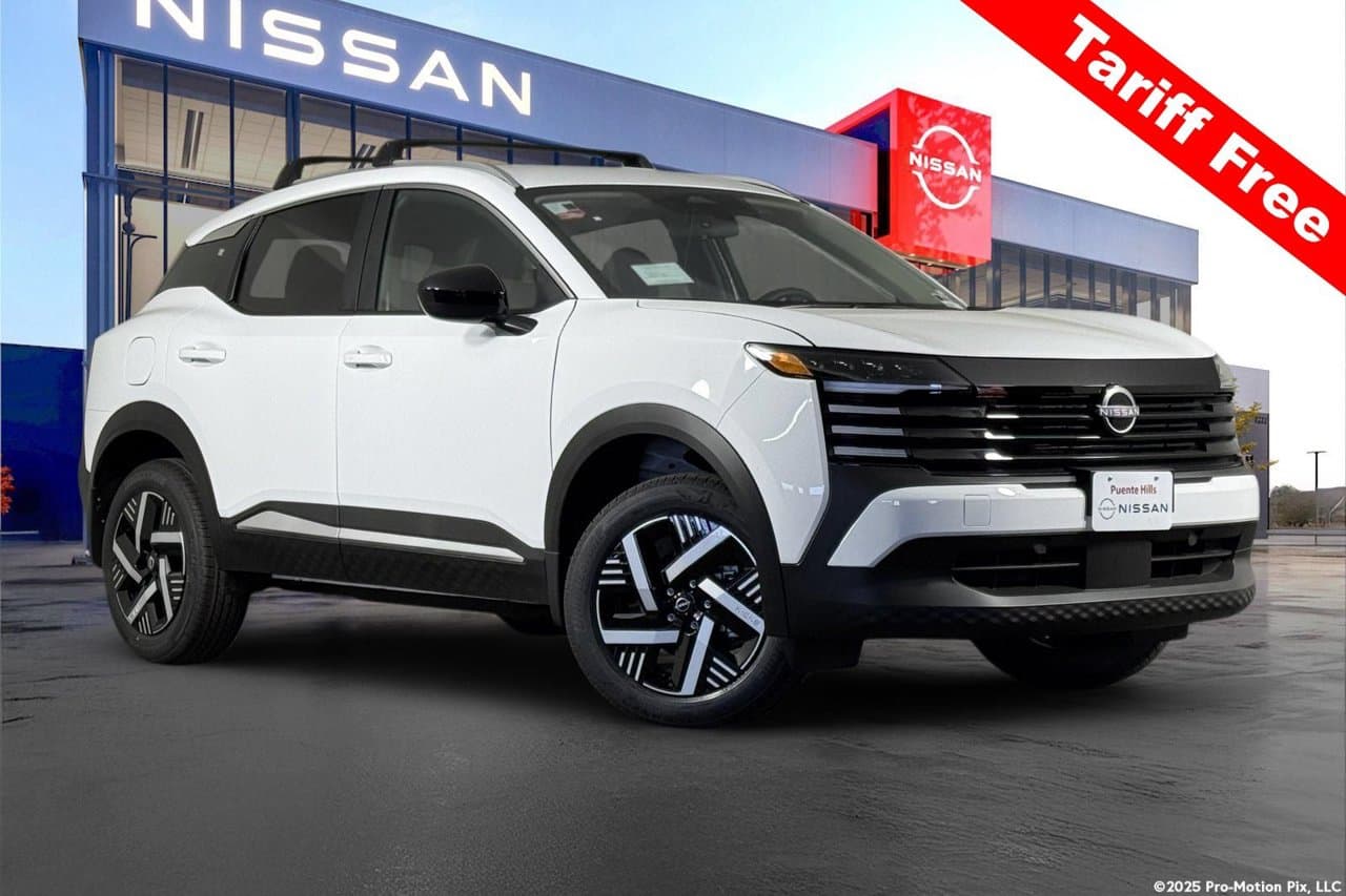 2027 Nissan Kicks SV 1