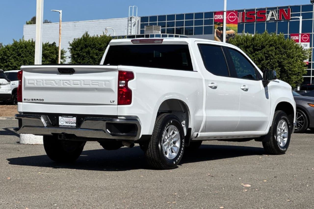 2025 Chevrolet Silverado 1500 LT 4