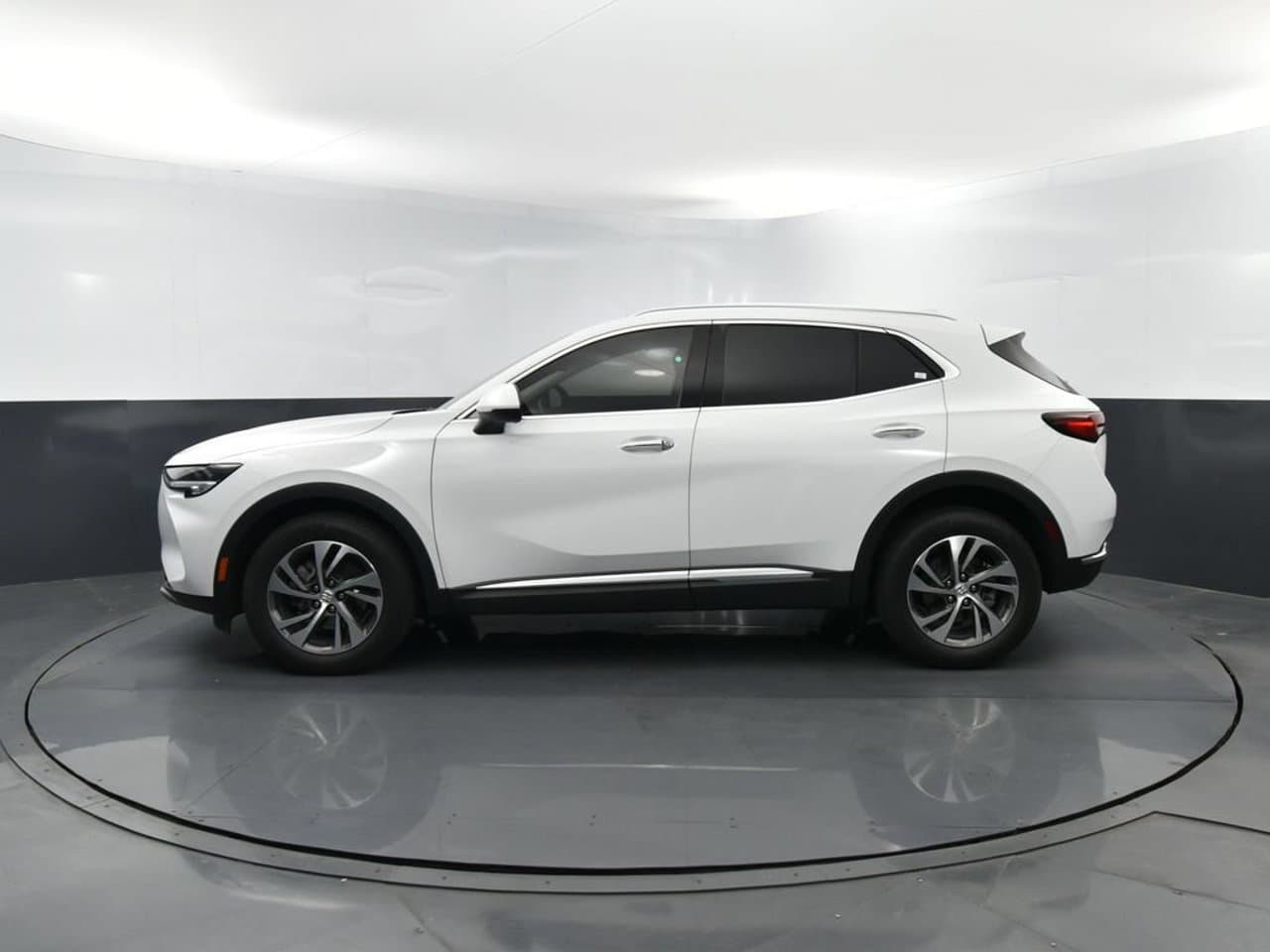2023 Buick Envision Essence 31