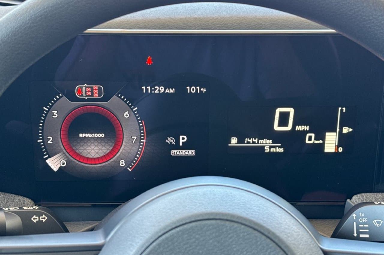 2027 Nissan Kicks S 21